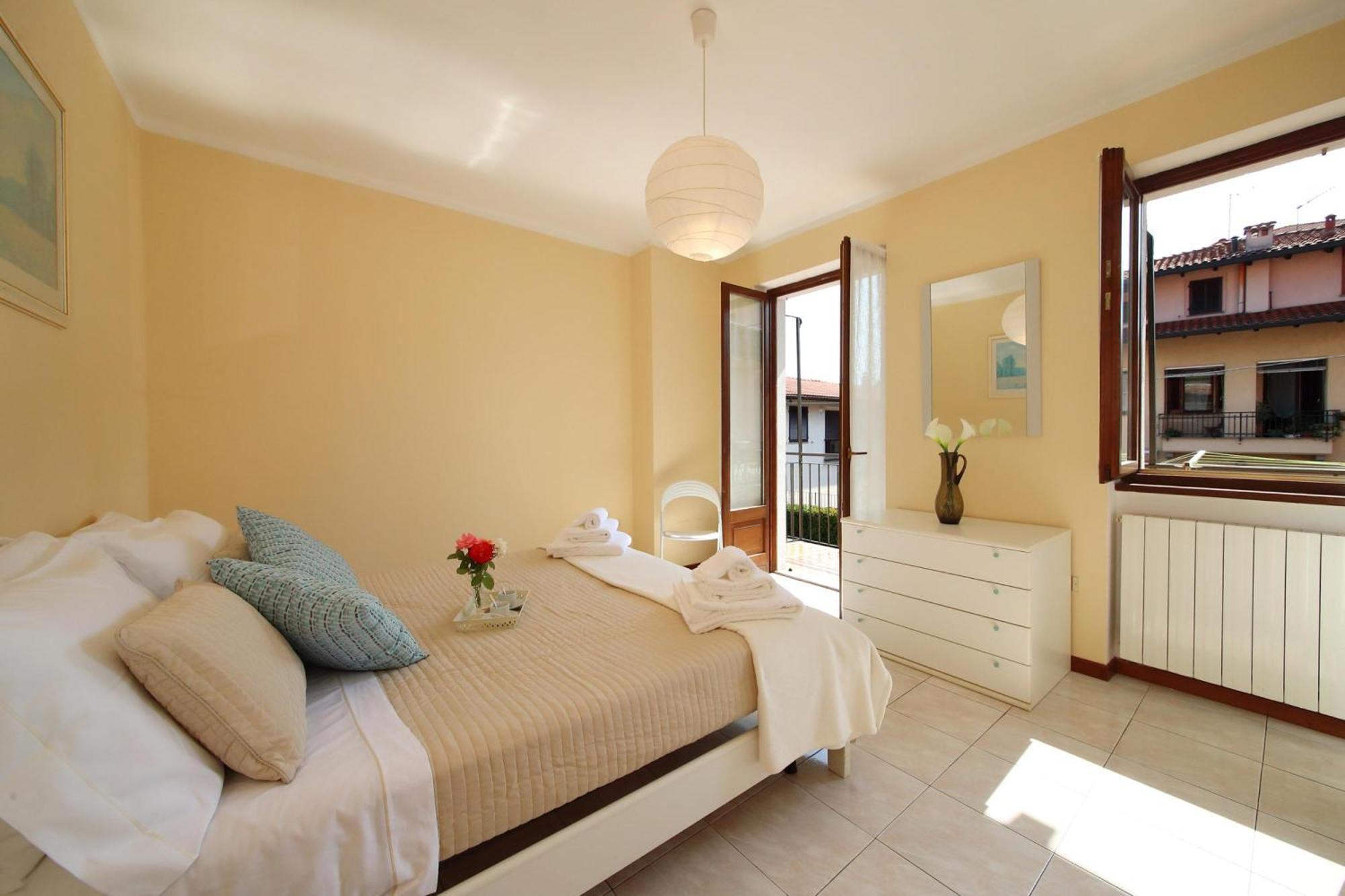 Petalo Bianco 100M From Lake - Happy Rentals 巴韦诺 外观 照片